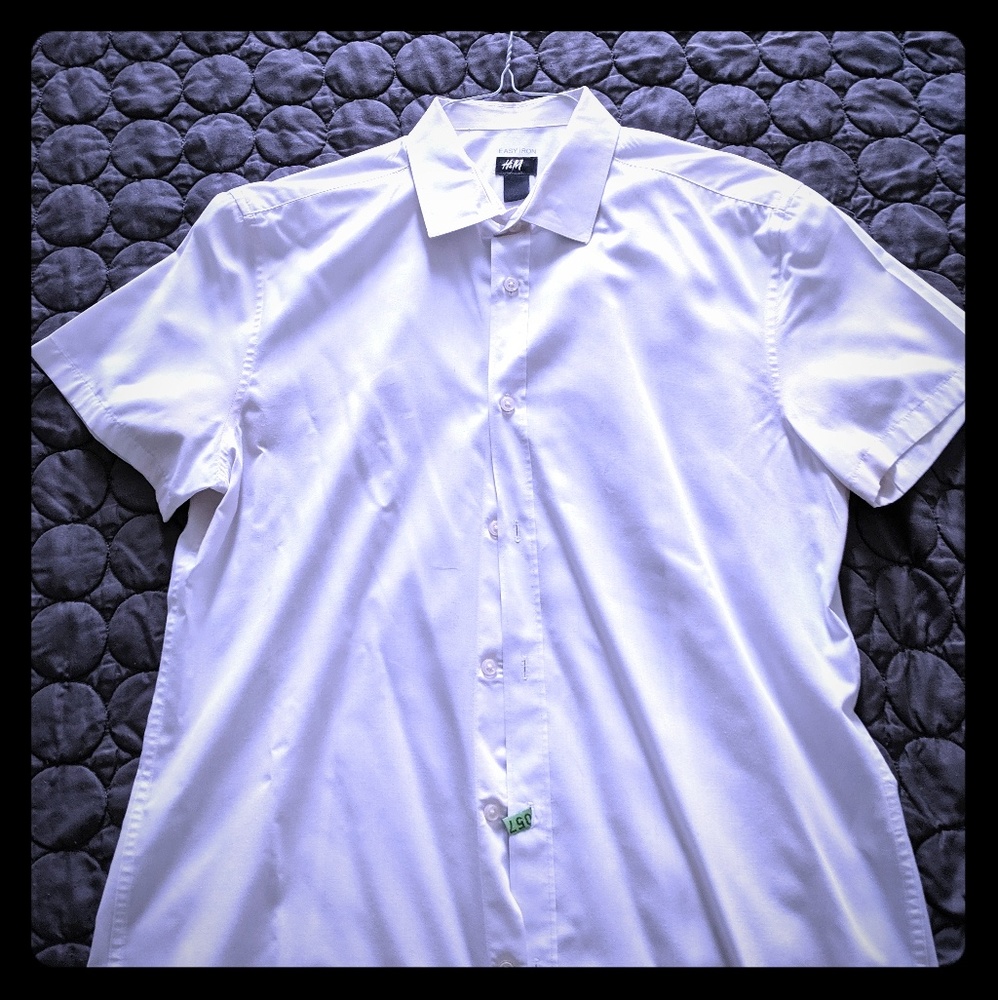 H&M Men's large short sleeve button down
